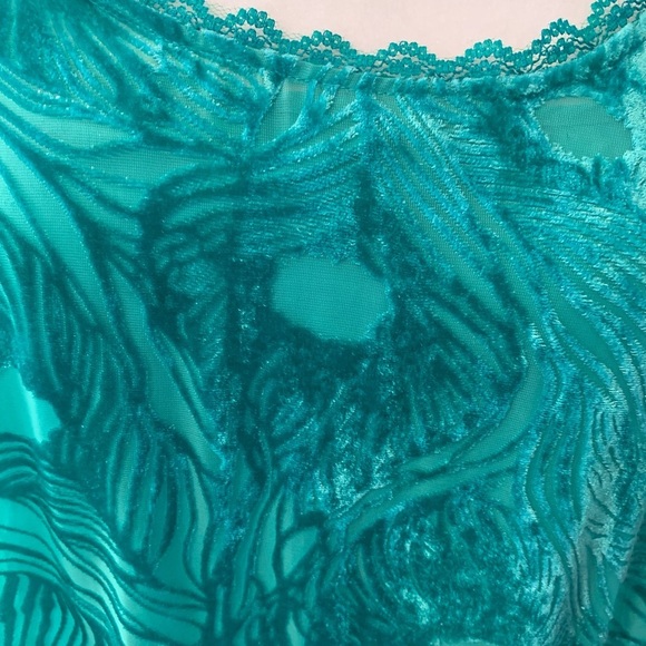 Free People green velour textured dress, size S - Picture 9 of 9